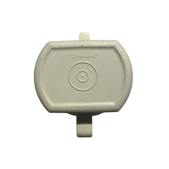 Vintage Tupperware Almond Creamer! - Picture 3 of 7